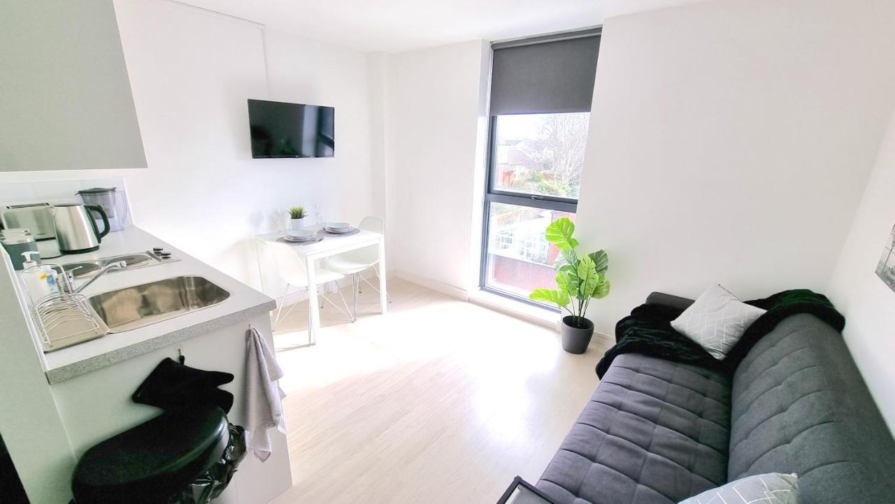 Spacious City Studio / Wifi / Parking Liverpool Zewnętrze zdjęcie